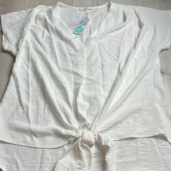 Beacon Apparel Avianna Tie Front Blouse White Large Stitch Fix‎ New With Tags - Picture 5 of 7